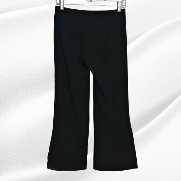 2/$30 Trina Turk Black Capri Pants Size 0 – Slim Fit, Chic Style - Picture 1 of 6